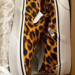 Leopard vans, brand new, size 7